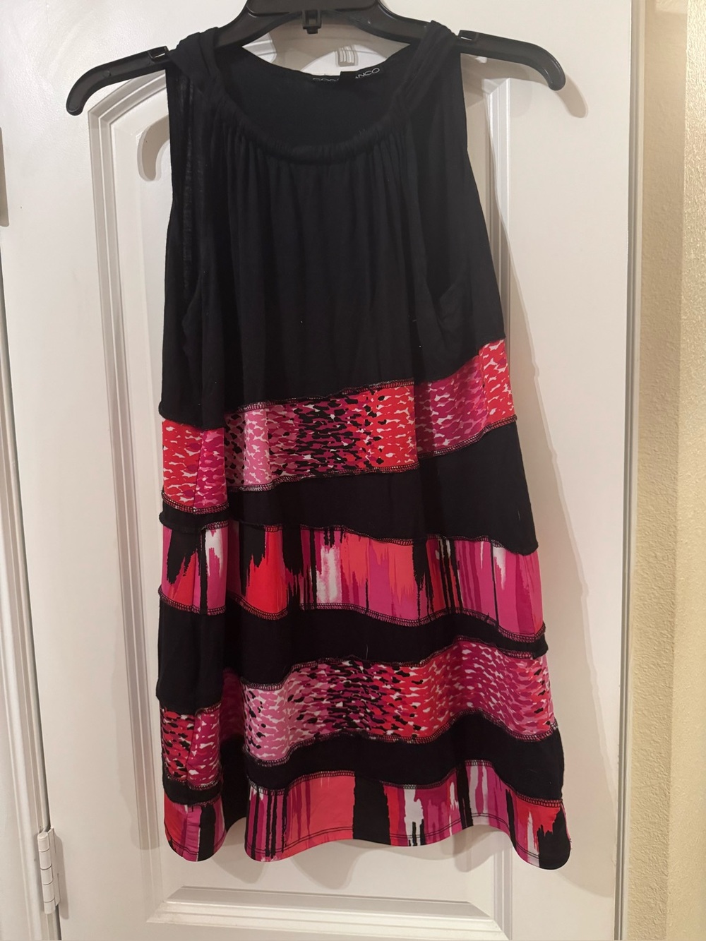 Coco Bianco Black tunic style shirt with Pink & Red Patterned Panels